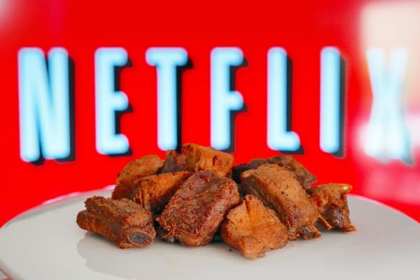 Short Binge Worthy Sitcoms to Stream This Weekend